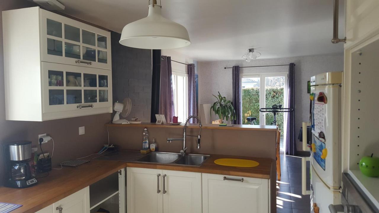 1 Chambre Privative Avec Bureau Et Cuisine Dans Maison 105 M2 Montfaucon Montfaucon  Екстер'єр фото